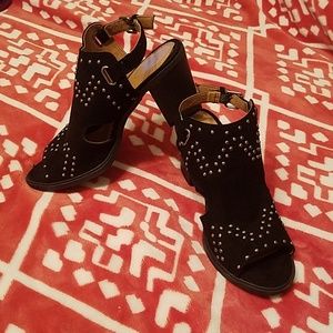 SO LADIES SIZE 6M SANDALS